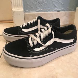 PLATFORM BLACK VANS- GREAT CONDITION